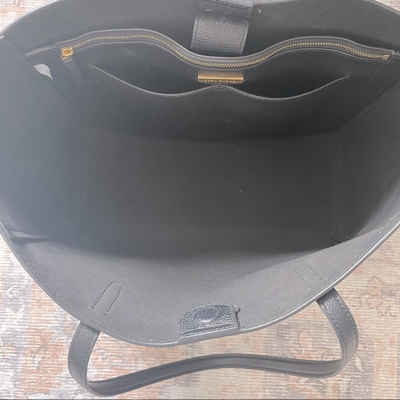 Tory Burch Carson Leather Tote - Picture 3 of 12